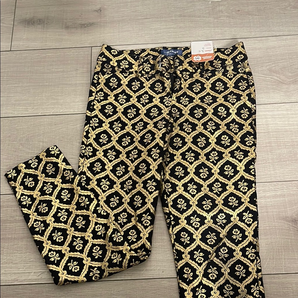 Old Navy Black and Gold pants